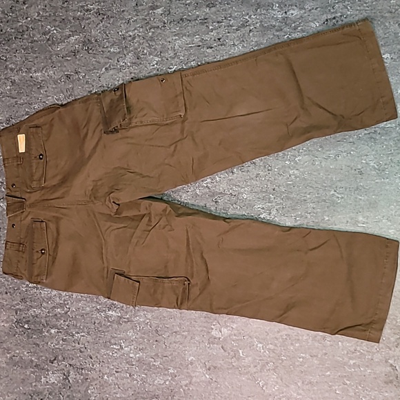 2006. Old Navy. Heavy-duty cargo Pants.  Field Tested. Men's size 34 - Picture 13 of 16
